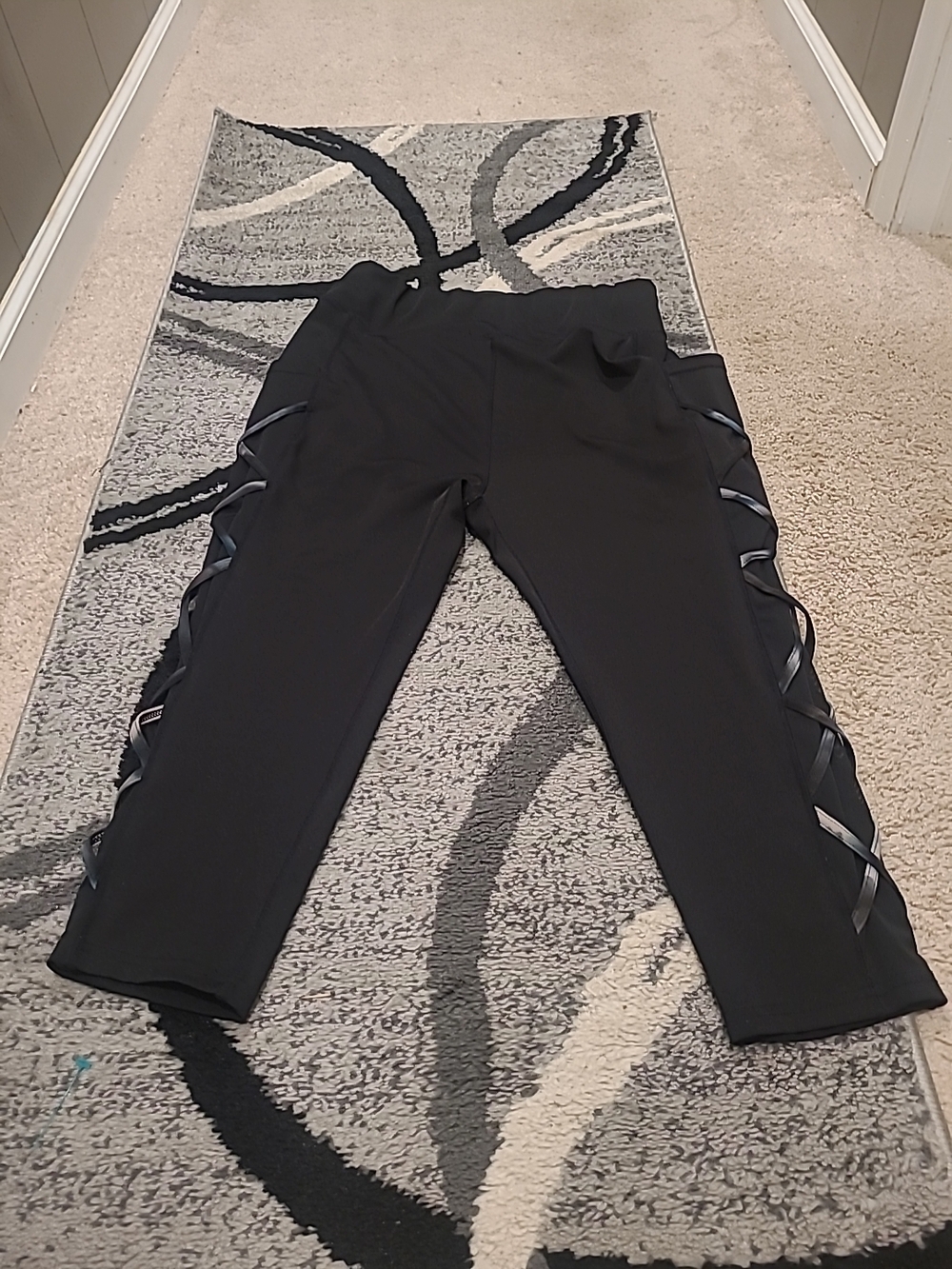 Pop Fit Clothing Braided Tyedye Accent Side Mesh Capri Leggings Black 2XL